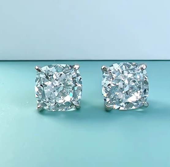 Elegant Simplicity: 2Carat Cubic Zirconia Stud Earrings, 18k White Gold