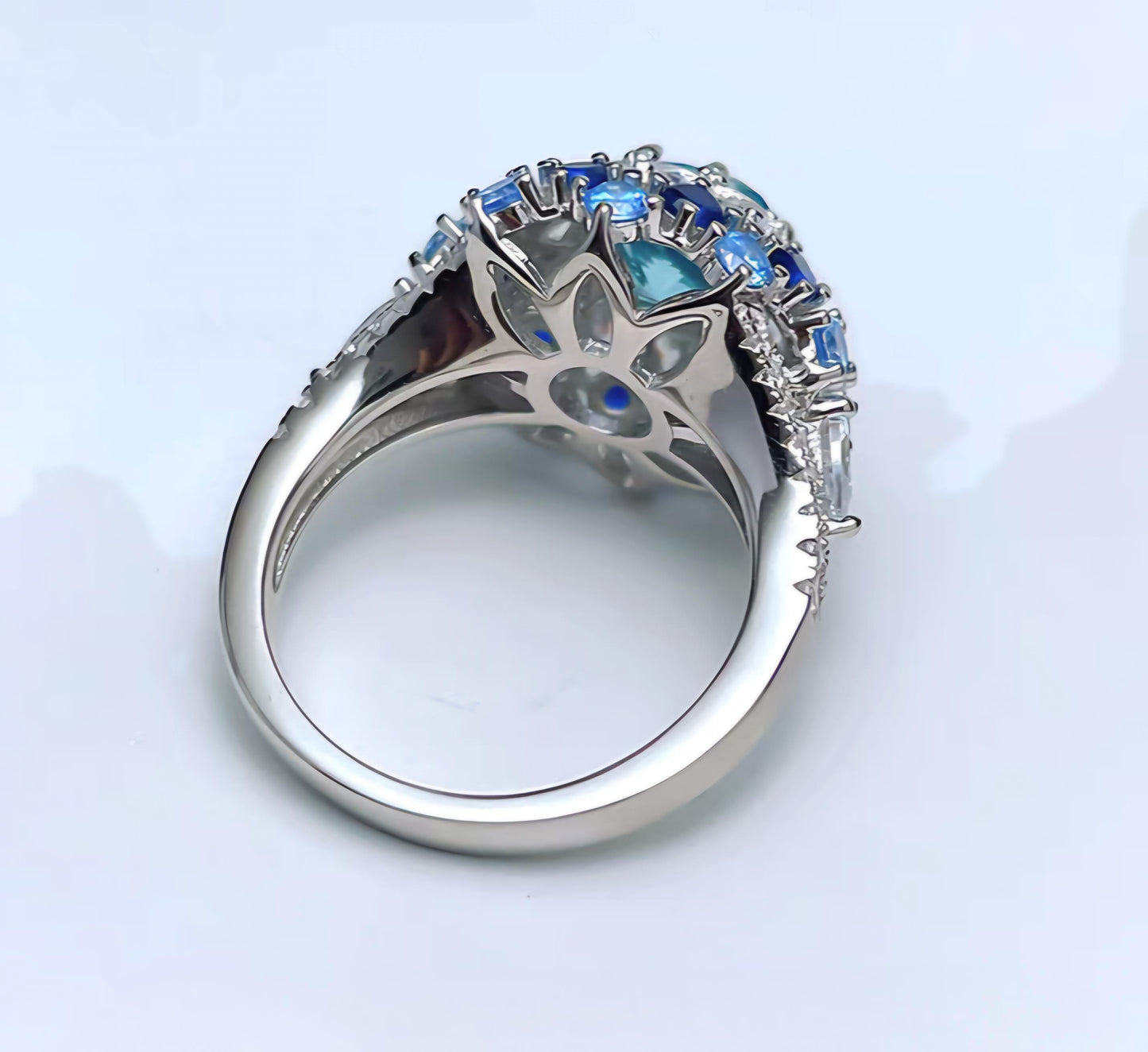 Eternal Azure Luminescence: 3Carat Cubic Zirconia Ring, 18k White Gold