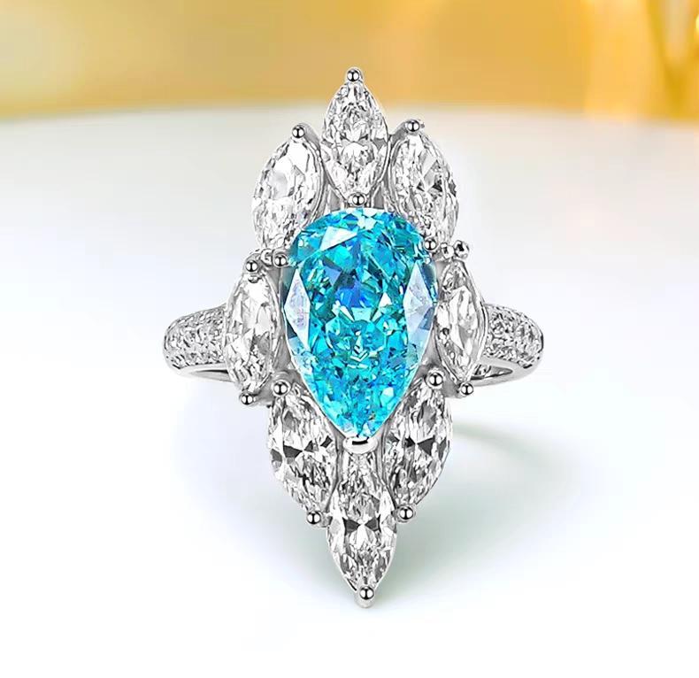 Ocean Tear Radiance: 4Carat Cubic Zirconia Ring, 18k White Gold