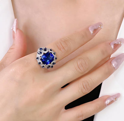 Celestial Sapphire Halo: 8Carat Cubic Zirconia Ring, 18k White Gold