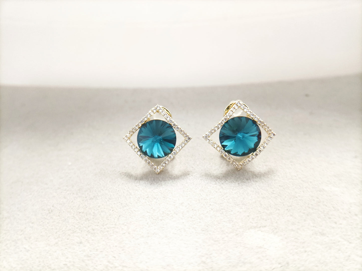 Statement Jewellery Earrings #014